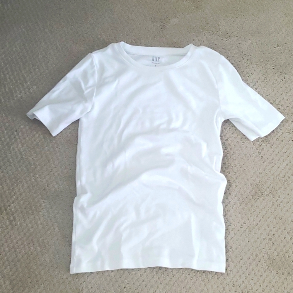 Ribbed t shirt small